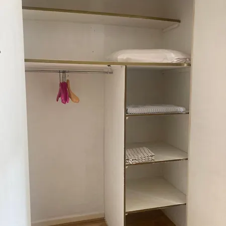 Maison Des Roses Homestay