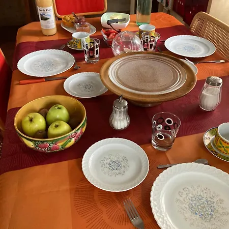 Maison Des Roses Oullins